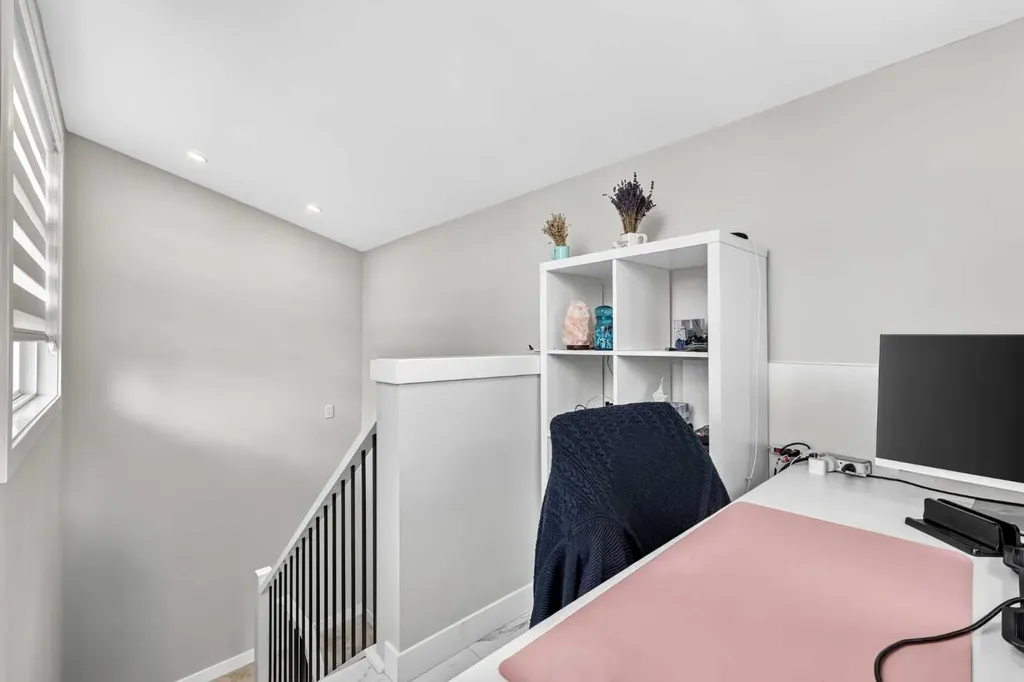 3414 15 Street SW Calgary AB T2T 5S9
