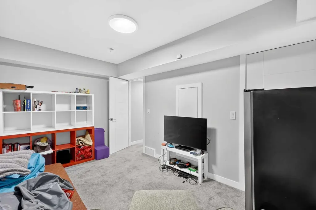 3414 15 Street SW Calgary AB T2T 5S9