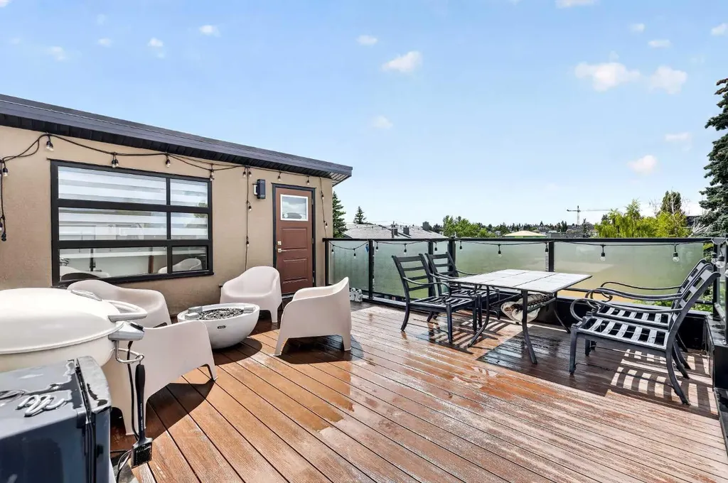 3414 15 Street SW Calgary AB T2T 5S9