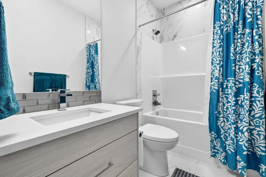 3414 15 Street SW Calgary AB T2T 5S9
