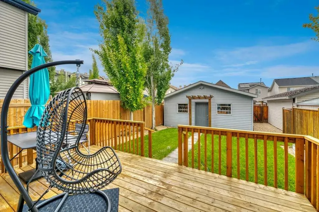 175 Prestwick Villas SE Calgary AB T2Z 4S3