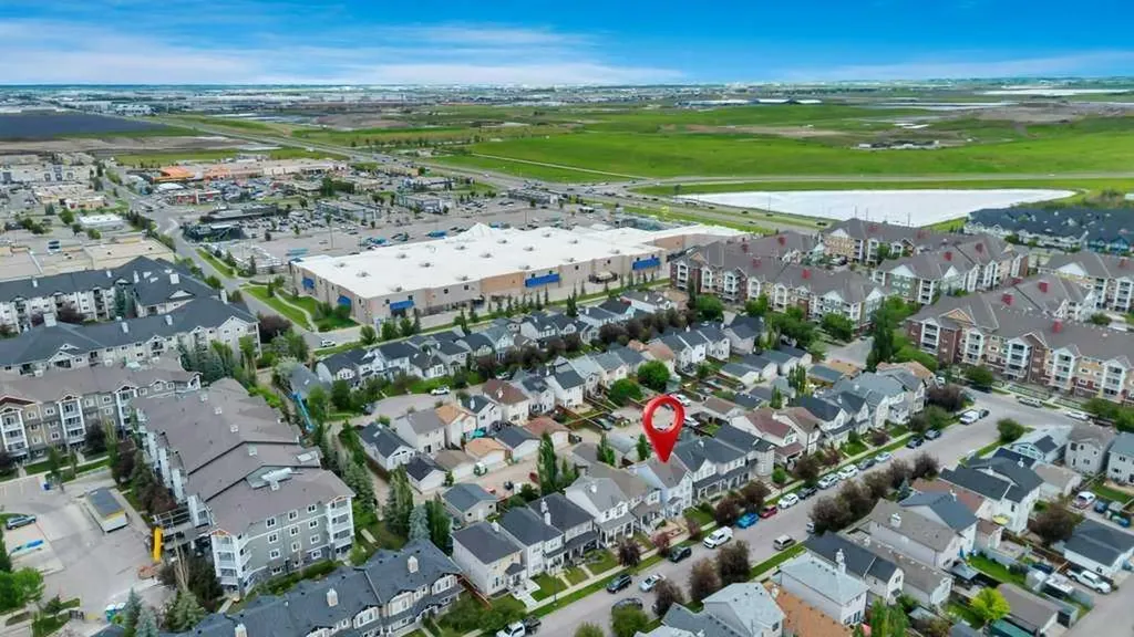 175 Prestwick Villas SE Calgary AB T2Z 4S3