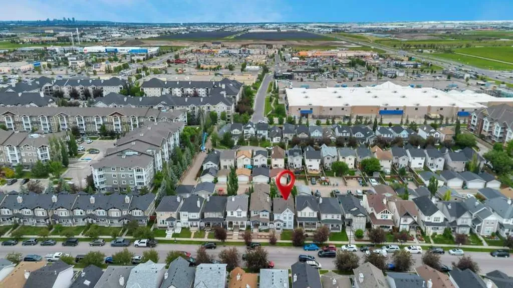 175 Prestwick Villas SE Calgary AB T2Z 4S3