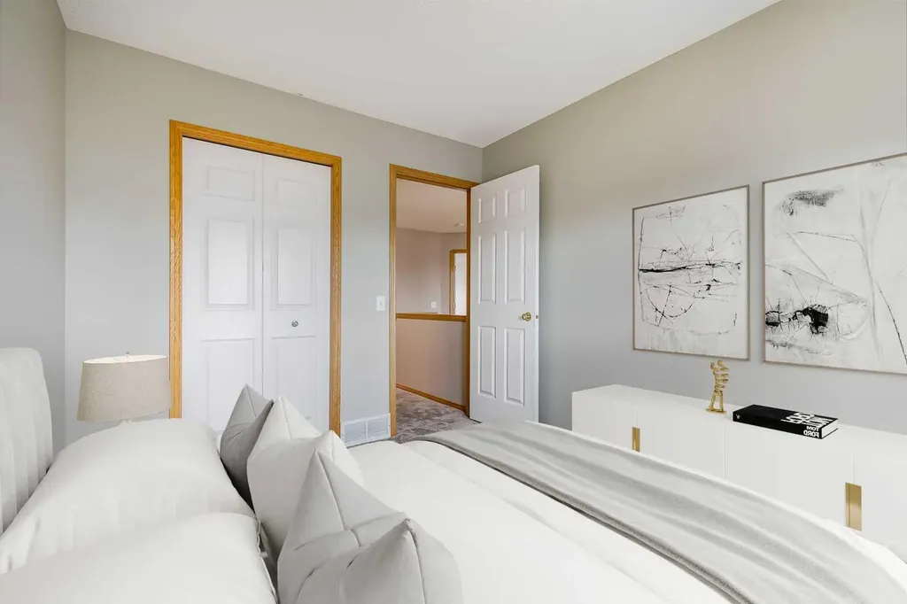249 Scotia Point NW Calgary AB T3L 2B1
