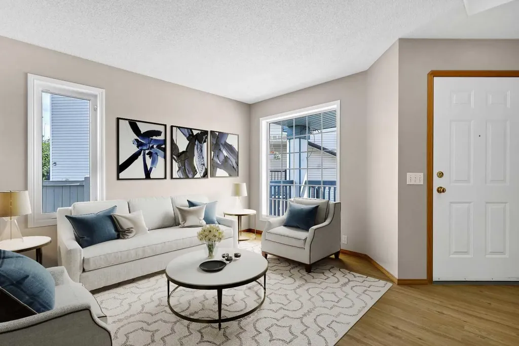249 Scotia Point NW Calgary AB T3L 2B1