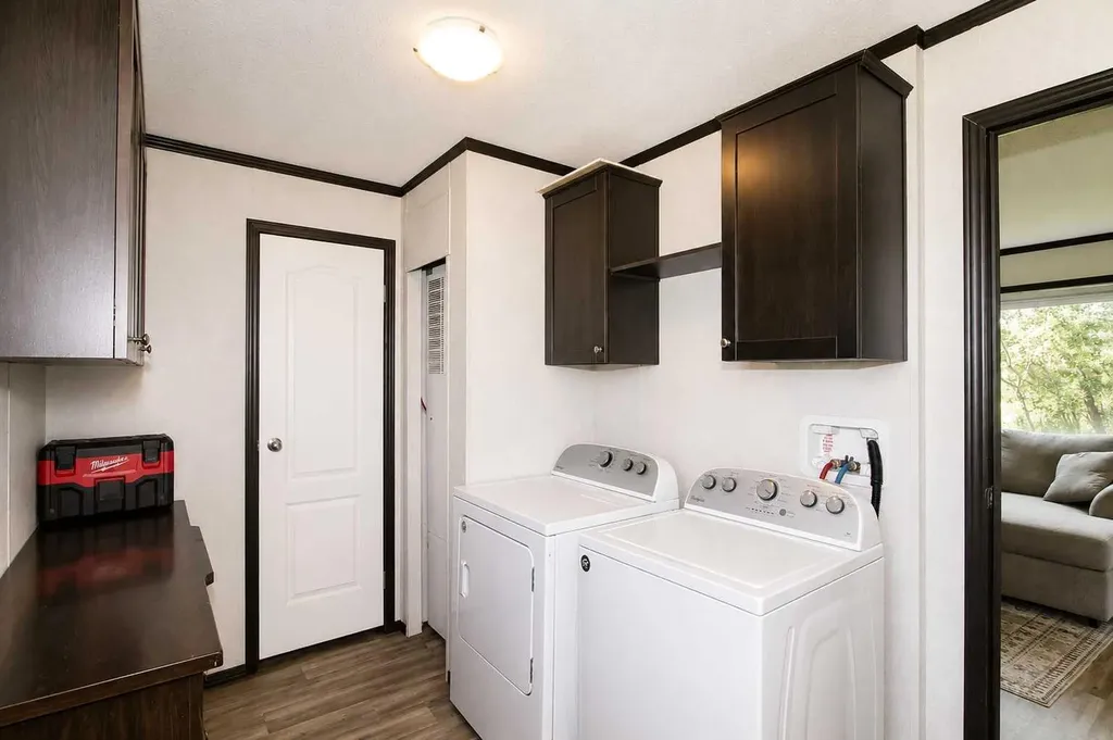 38332 Rr 12 Rural Red Deer County AB T4E 1B6