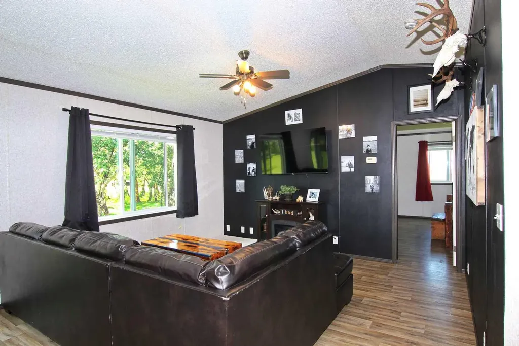 38332 Rr 12 Rural Red Deer County AB T4E 1B6