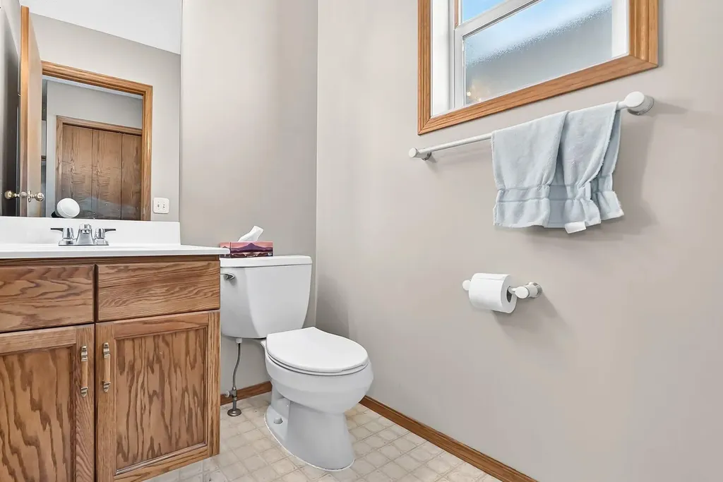 192 Riverbend Drive SE Calgary AB T2C3X8