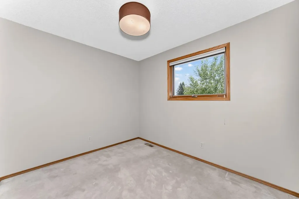 192 Riverbend Drive SE Calgary AB T2C3X8