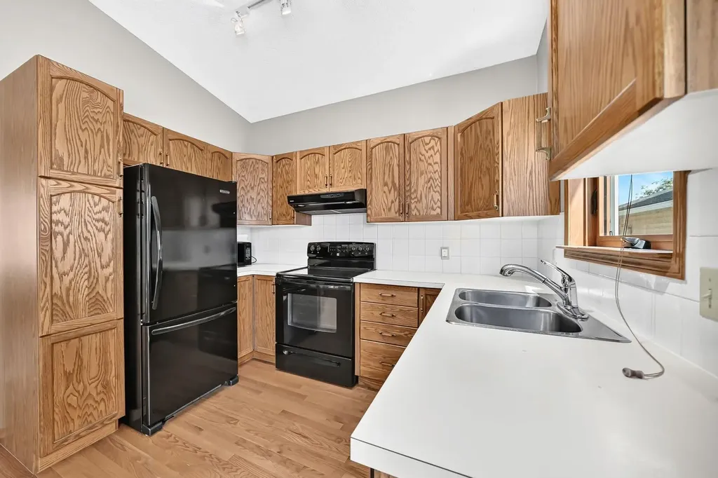 192 Riverbend Drive SE Calgary AB T2C3X8