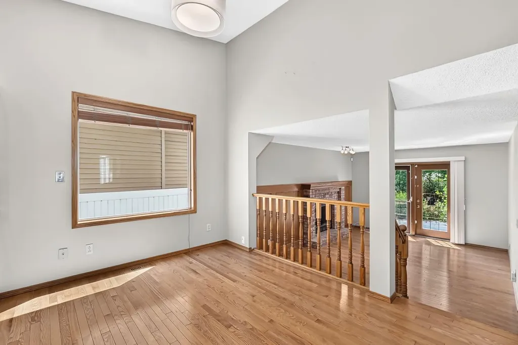 192 Riverbend Drive SE Calgary AB T2C3X8