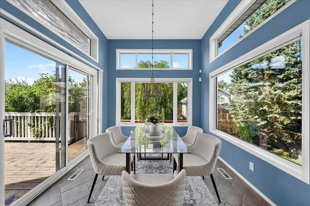 232 Douglas Glen Close SE Calgary AB T2Z 2V7
