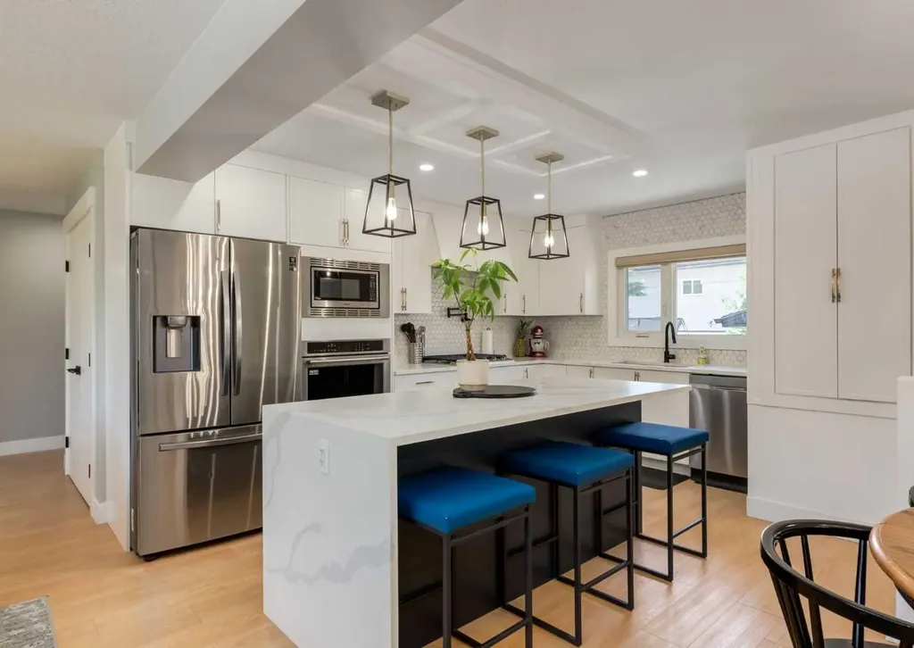 4627 Verona Drive NW Calgary AB T3A 0P5