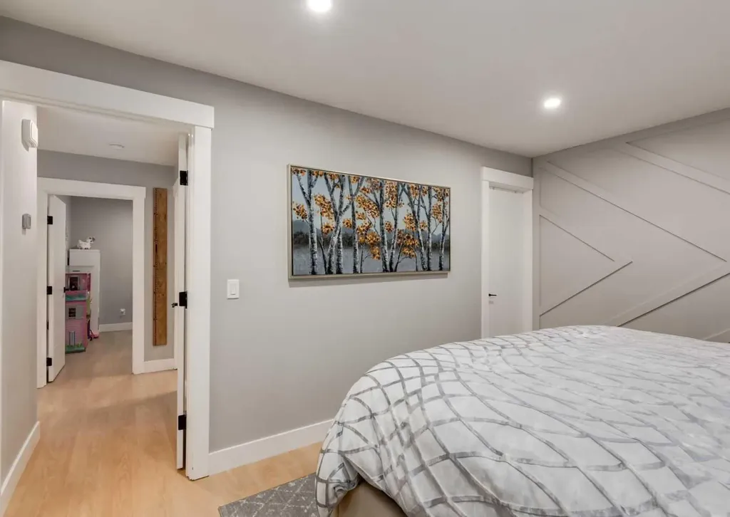 4627 Verona Drive NW Calgary AB T3A 0P5