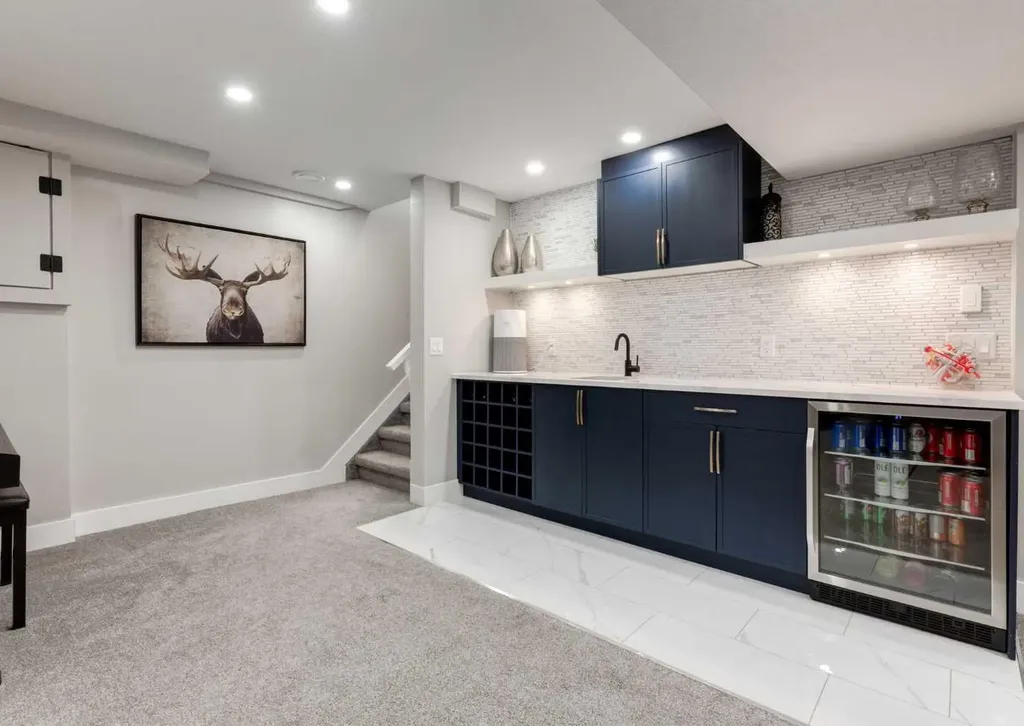 4627 Verona Drive NW Calgary AB T3A 0P5