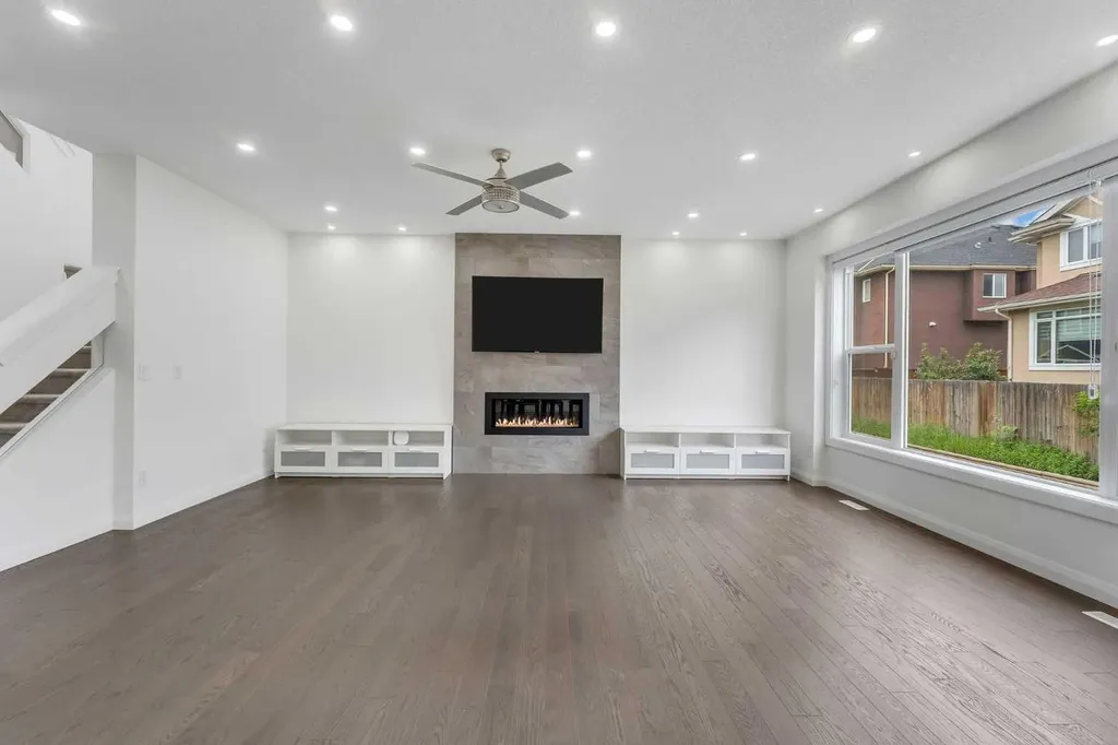 248 Sandpiper Boulevard Chestermere AB T1X 0Y5