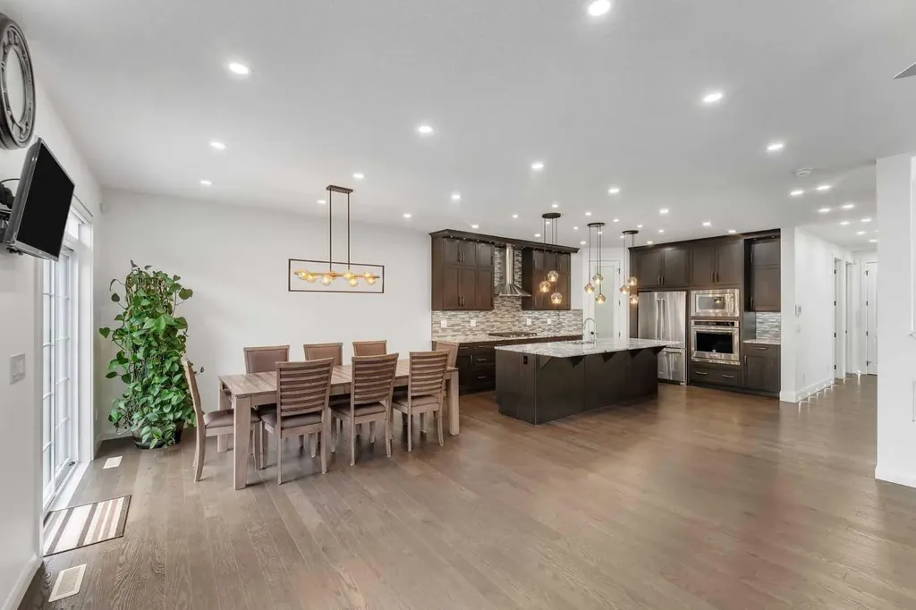 248 Sandpiper Boulevard Chestermere AB T1X 0Y5