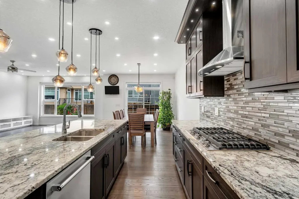 248 Sandpiper Boulevard Chestermere AB T1X 0Y5