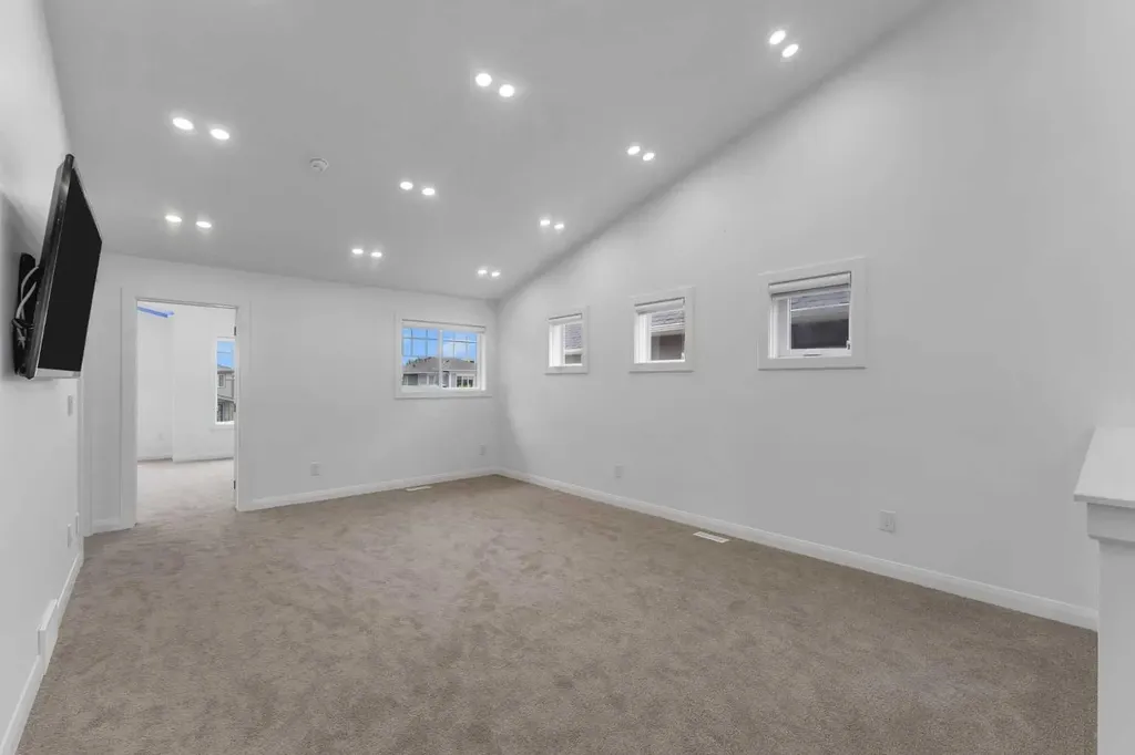 248 Sandpiper Boulevard Chestermere AB T1X 0Y5