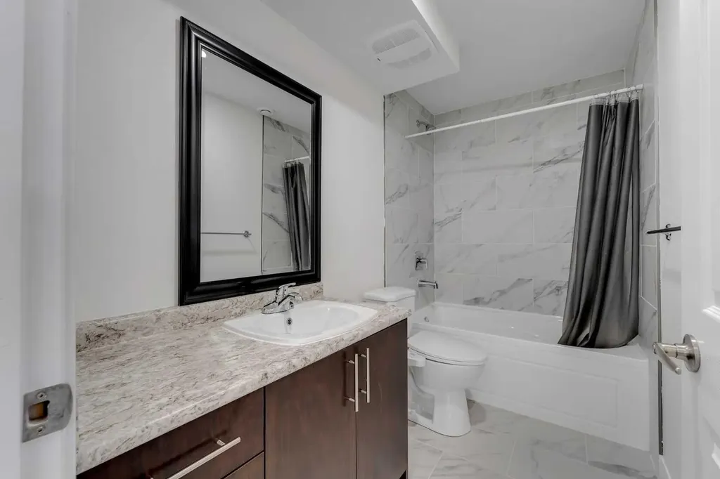 248 Sandpiper Boulevard Chestermere AB T1X 0Y5