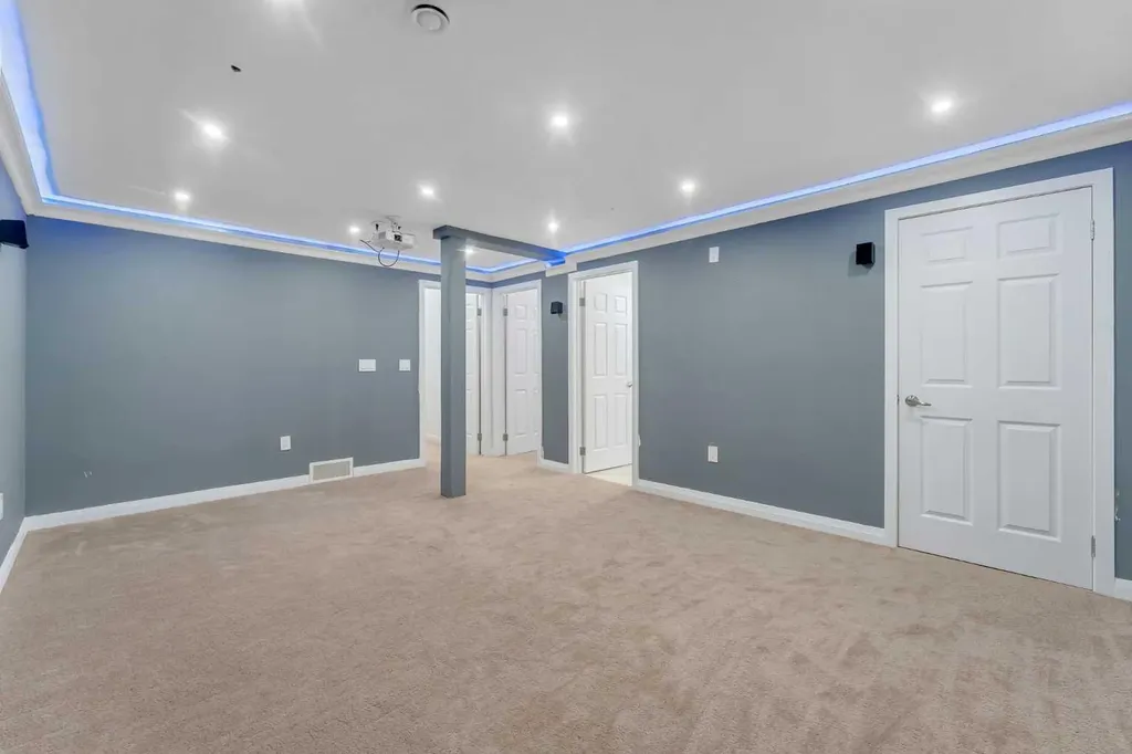 248 Sandpiper Boulevard Chestermere AB T1X 0Y5