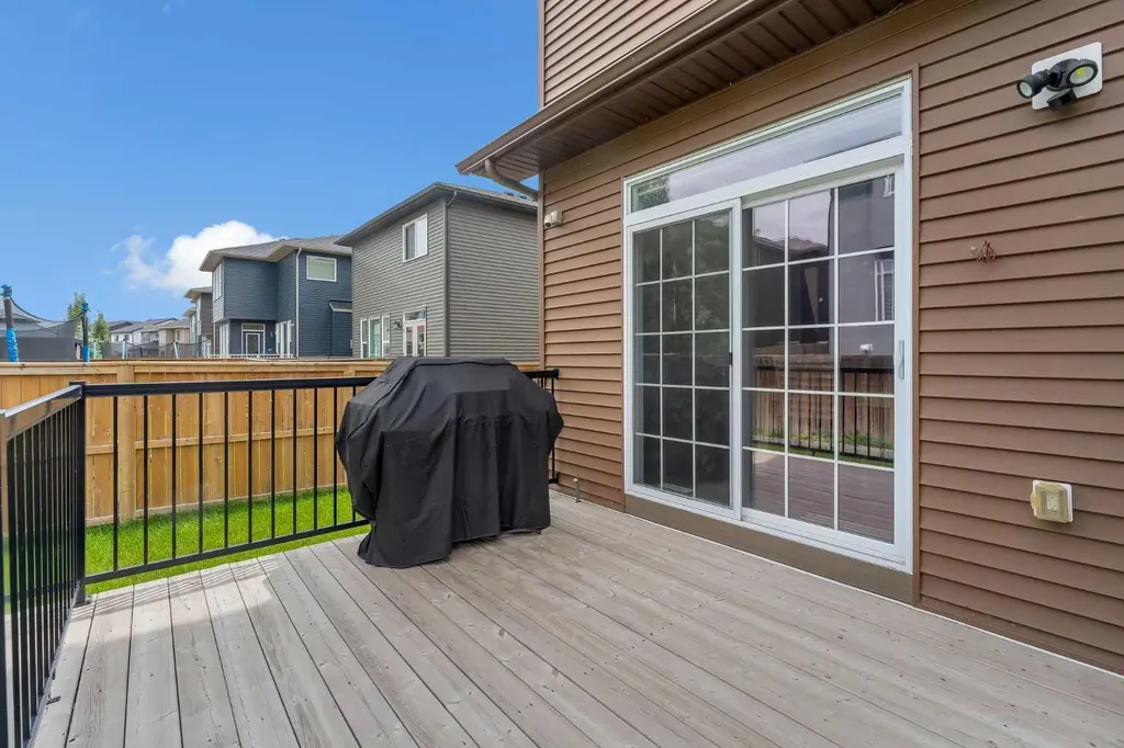 248 Sandpiper Boulevard Chestermere AB T1X 0Y5