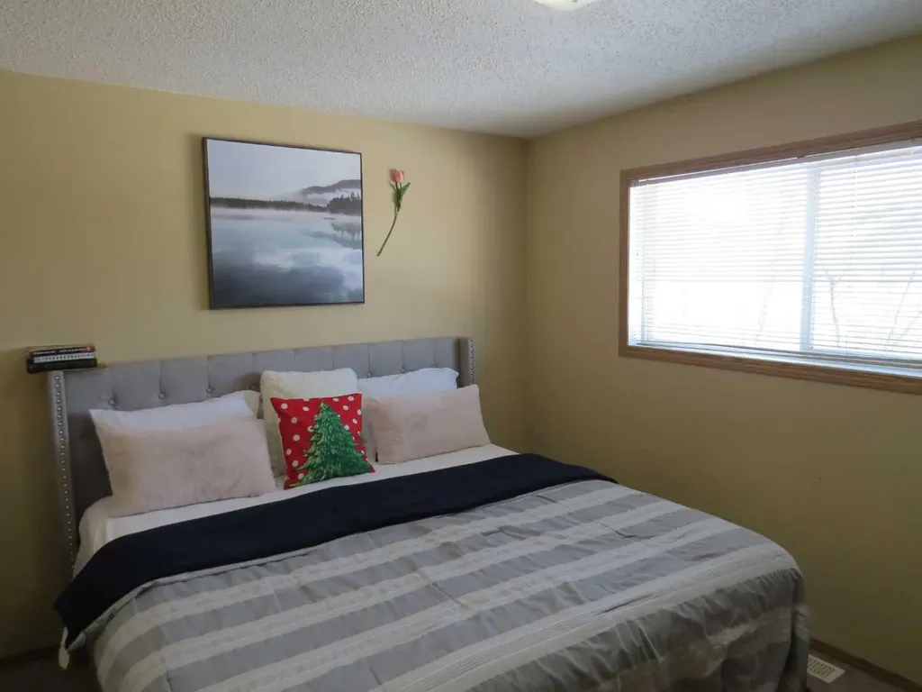 100 Jordan Parkway Red Deer AB T4P 0B6