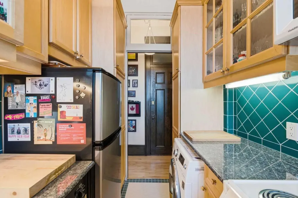 804 18 Avenue SW Calgary AB T2T0G8