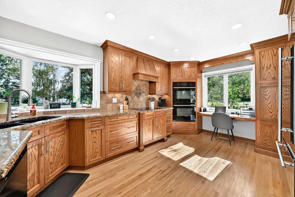 10416 Mapleridge Crescent SE Calgary AB T2J 1Y7