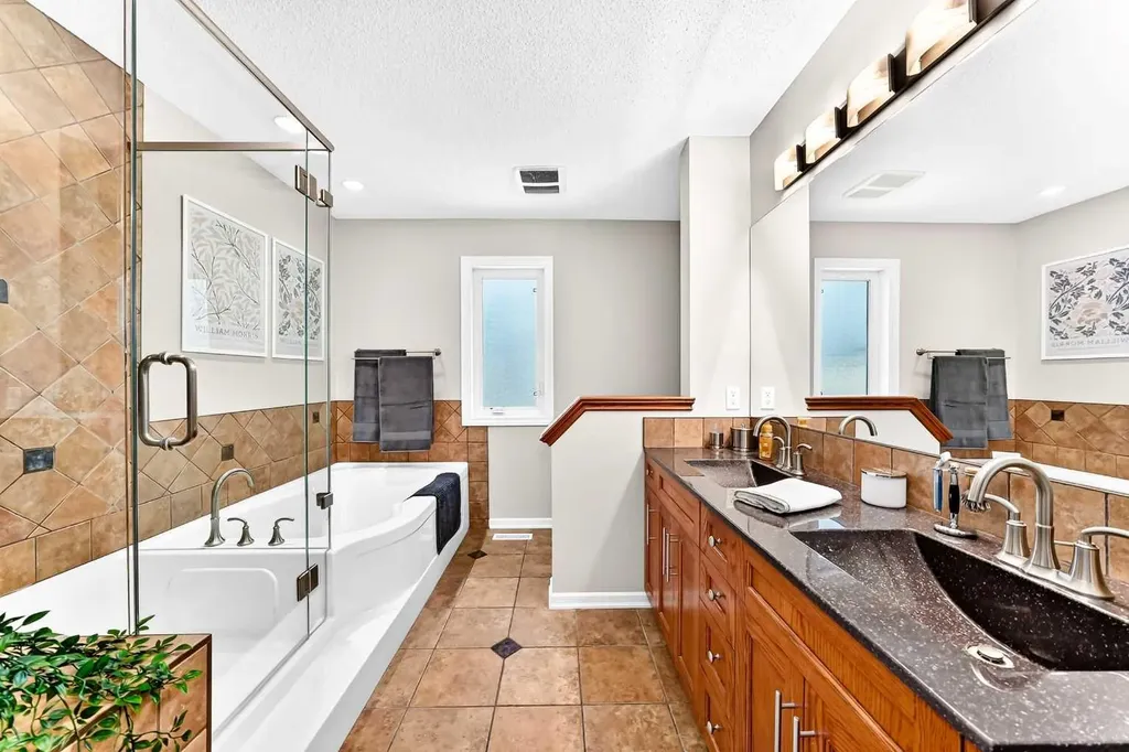 10416 Mapleridge Crescent SE Calgary AB T2J 1Y7