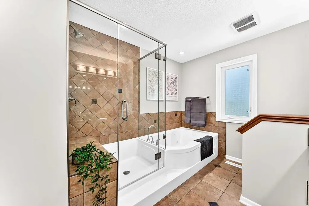 10416 Mapleridge Crescent SE Calgary AB T2J 1Y7
