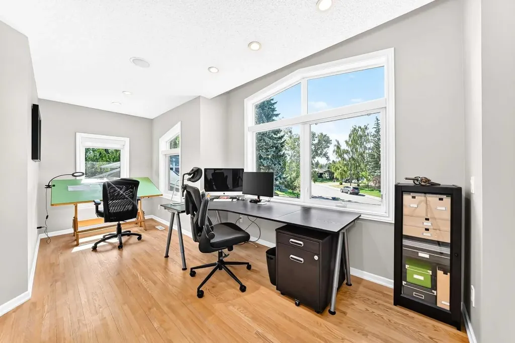 10416 Mapleridge Crescent SE Calgary AB T2J 1Y7