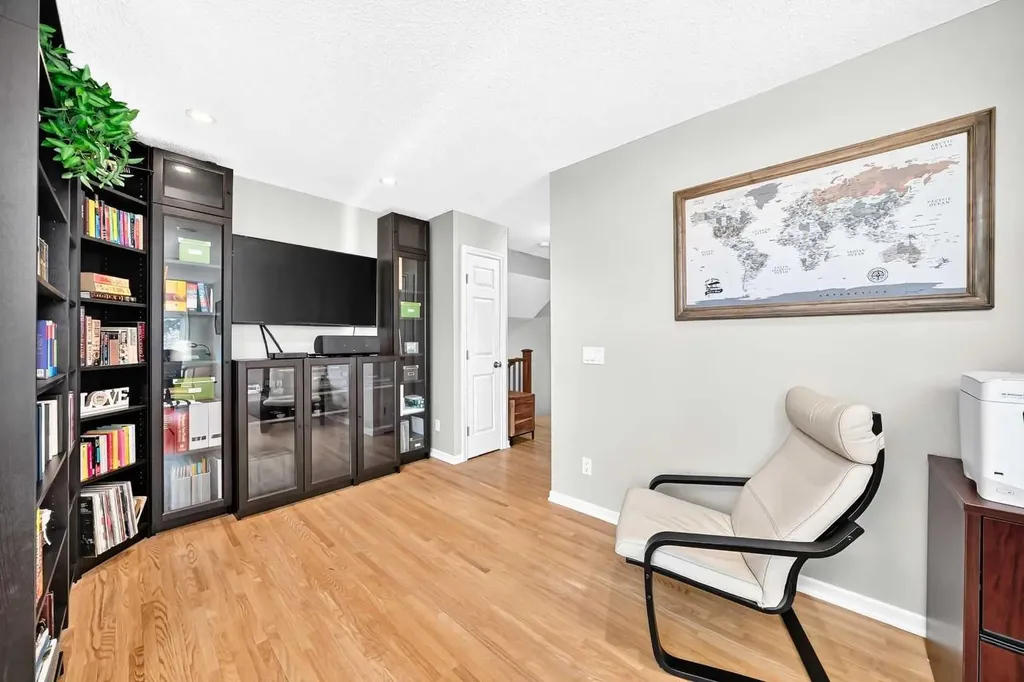 10416 Mapleridge Crescent SE Calgary AB T2J 1Y7