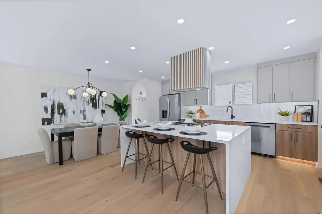 88 Cheyenne Crescent NW Calgary AB T2L0Z2