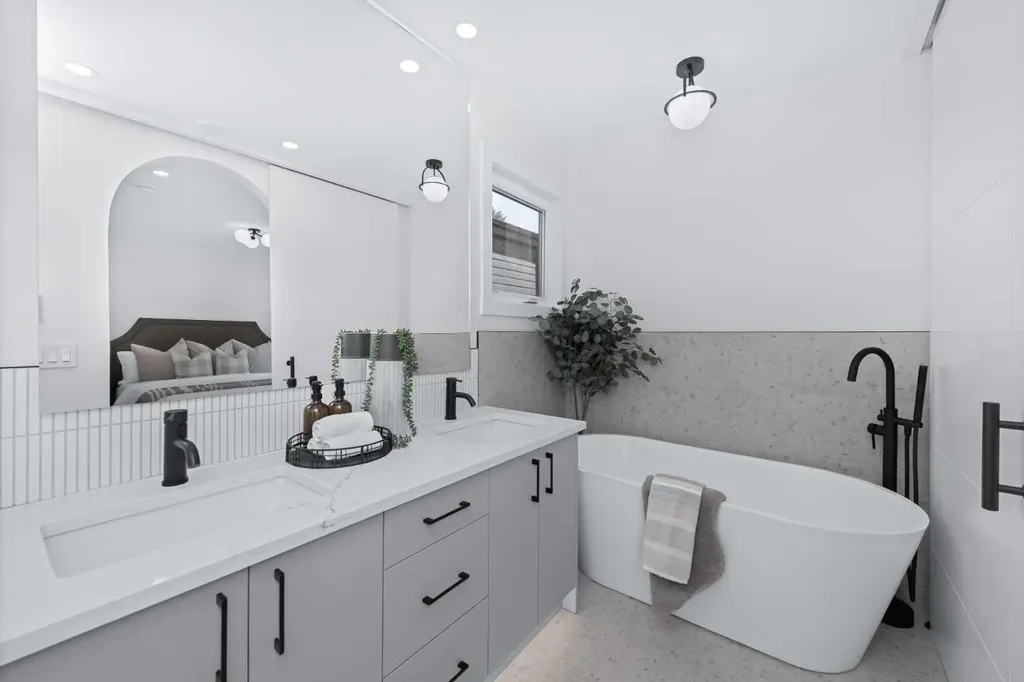 88 Cheyenne Crescent NW Calgary AB T2L0Z2