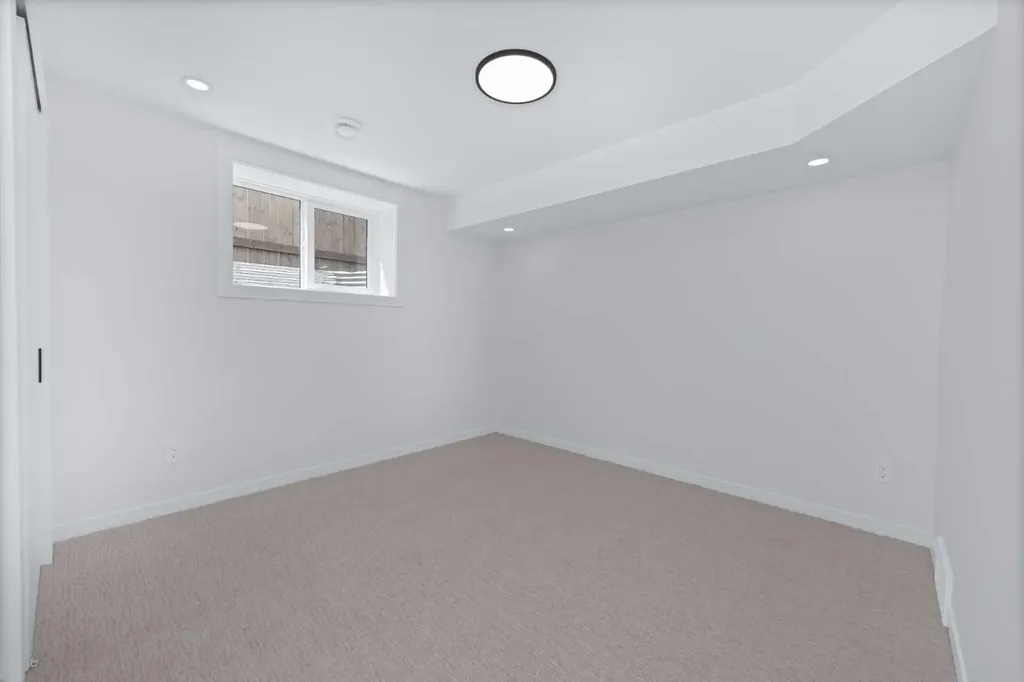88 Cheyenne Crescent NW Calgary AB T2L0Z2