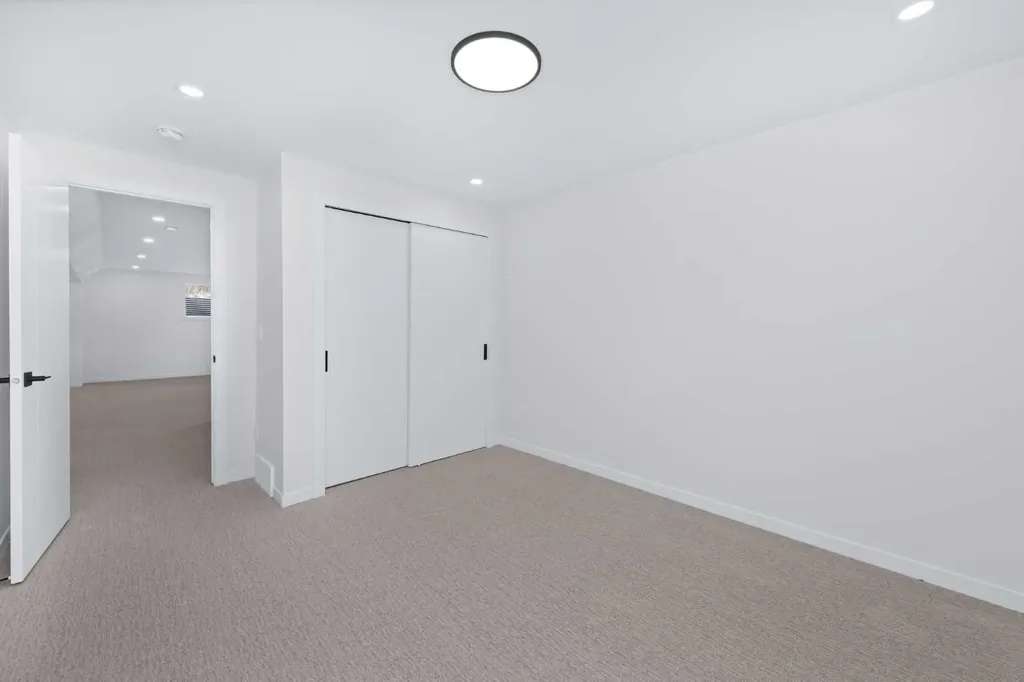 88 Cheyenne Crescent NW Calgary AB T2L0Z2
