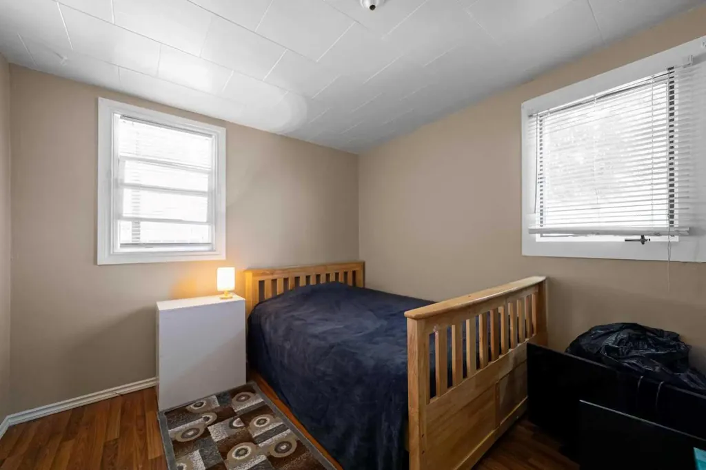 4704 50 Avenue Killam AB T0B2L0