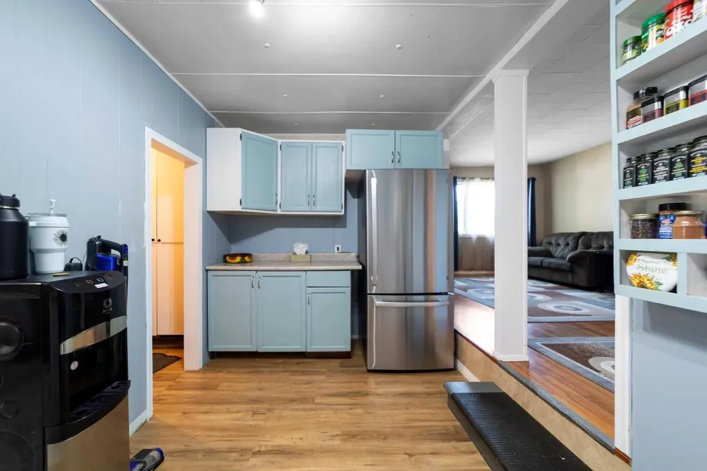 4704 50 Avenue Killam AB T0B2L0