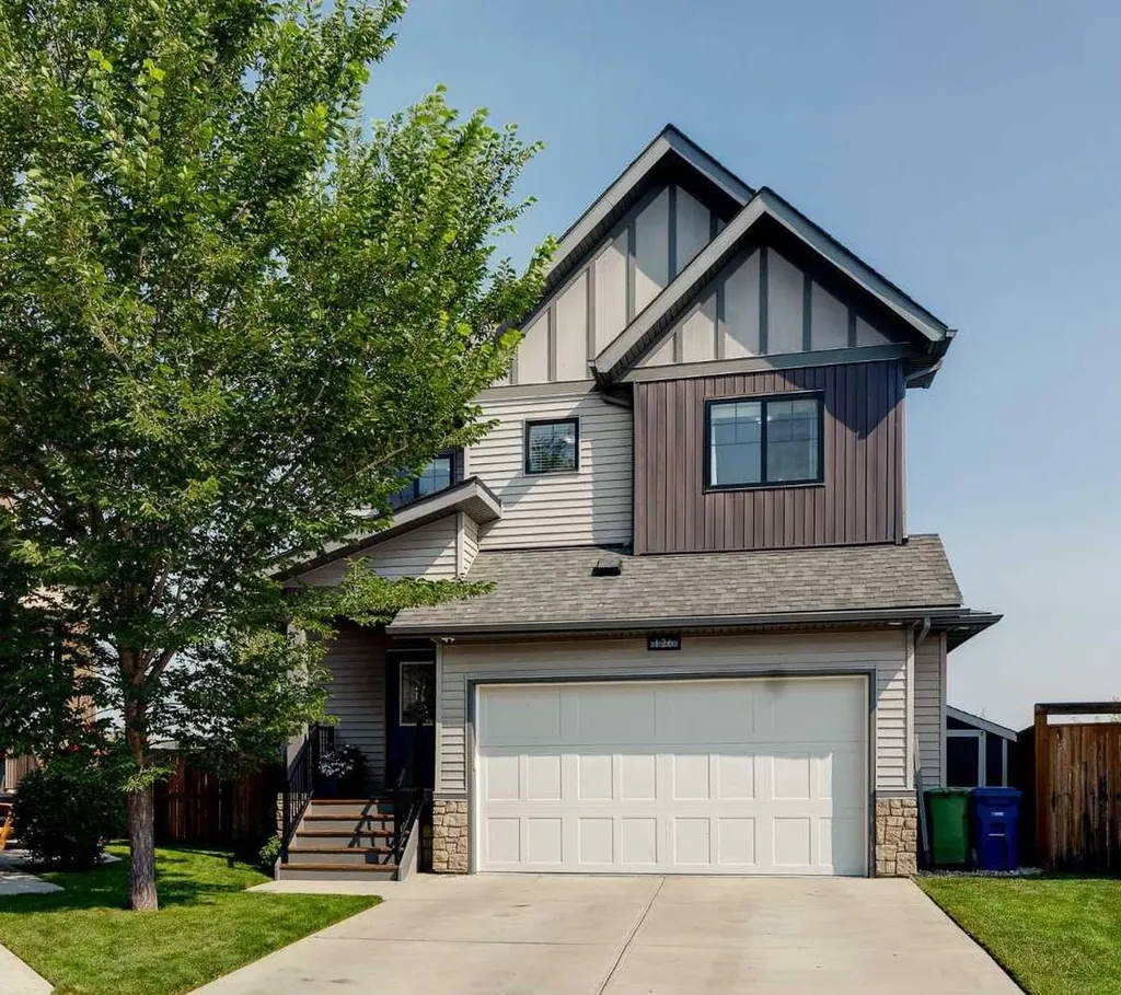 126 Reunion Landing NW Airdrie AB T4B 3W4