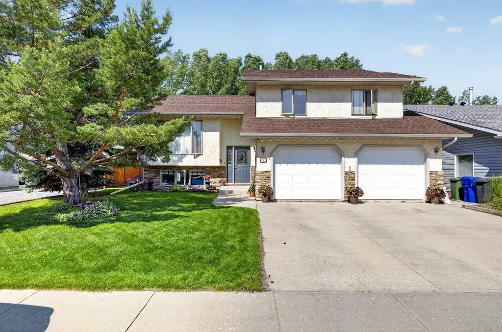 151 Balsam Crescent Olds AB T4H 1M4