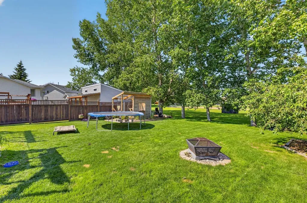 151 Balsam Crescent Olds AB T4H 1M4