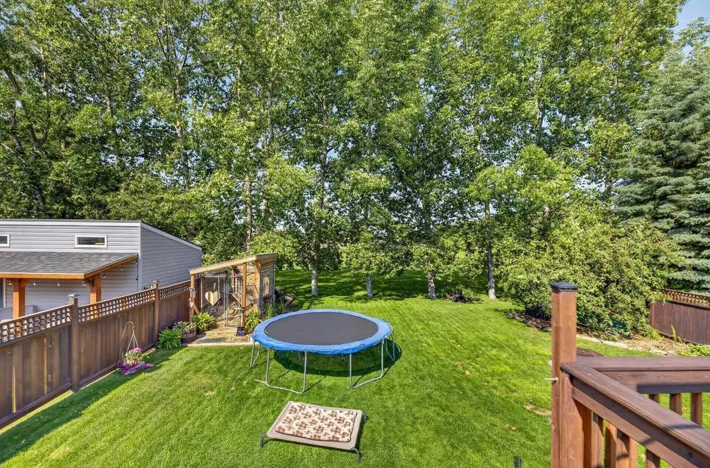 151 Balsam Crescent Olds AB T4H 1M4