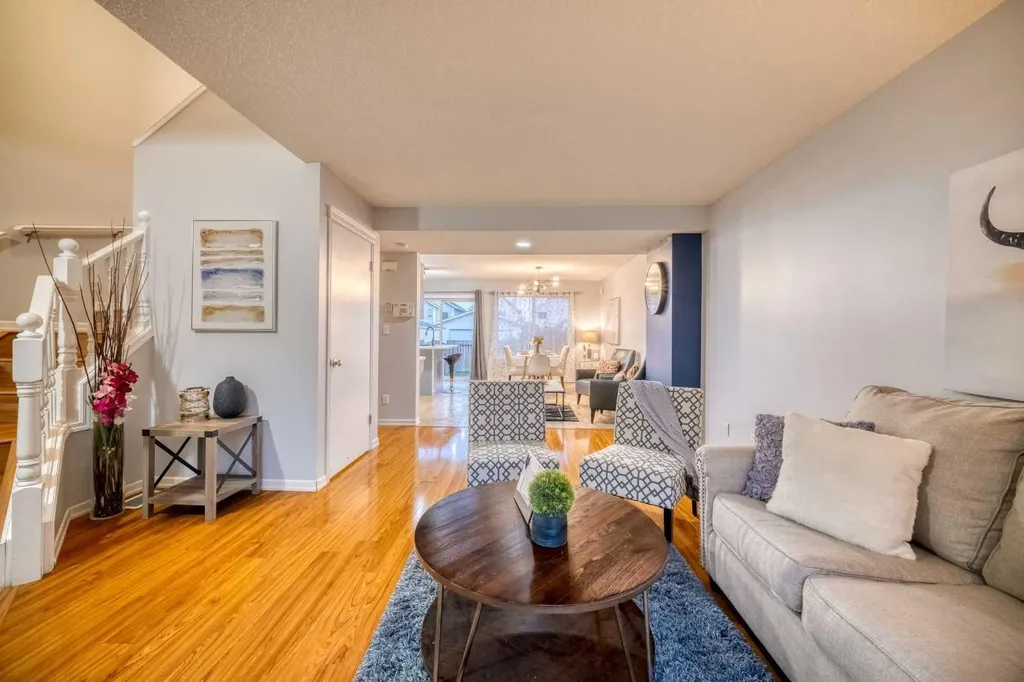 81 Prestwick Avenue SE Calgary AB T2Z 3W7