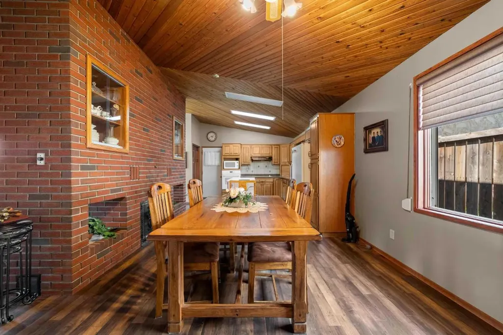4901 52 Street Killam AB T0B 2L0