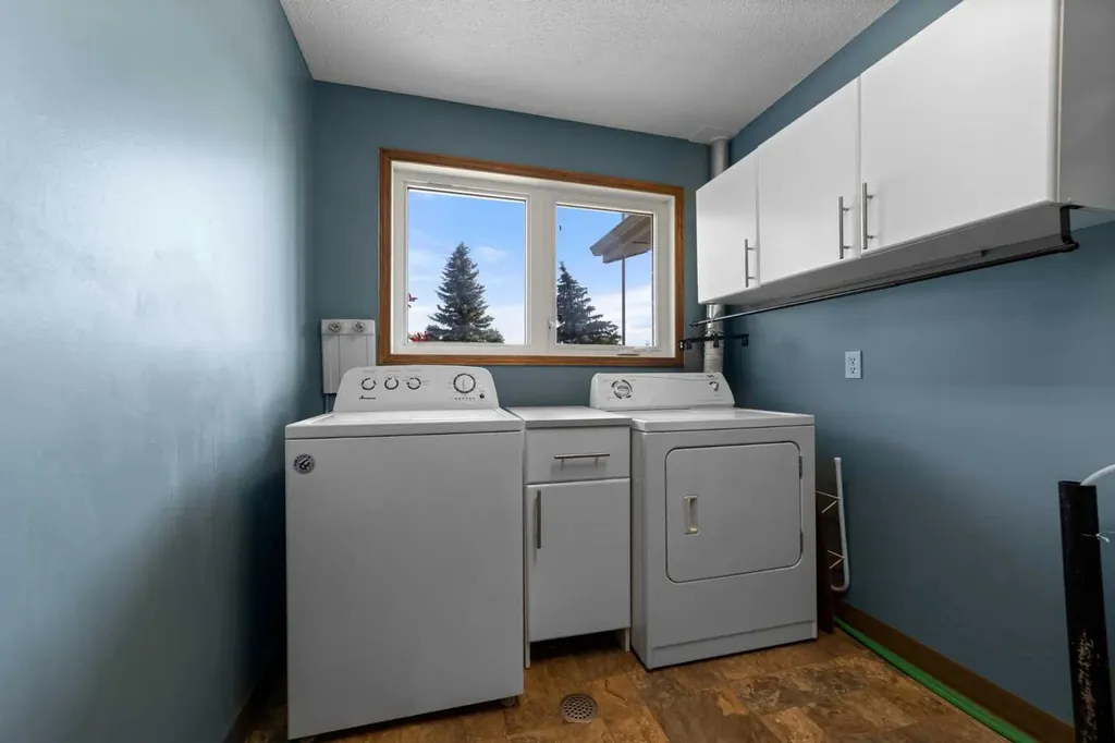 4901 52 Street Killam AB T0B 2L0