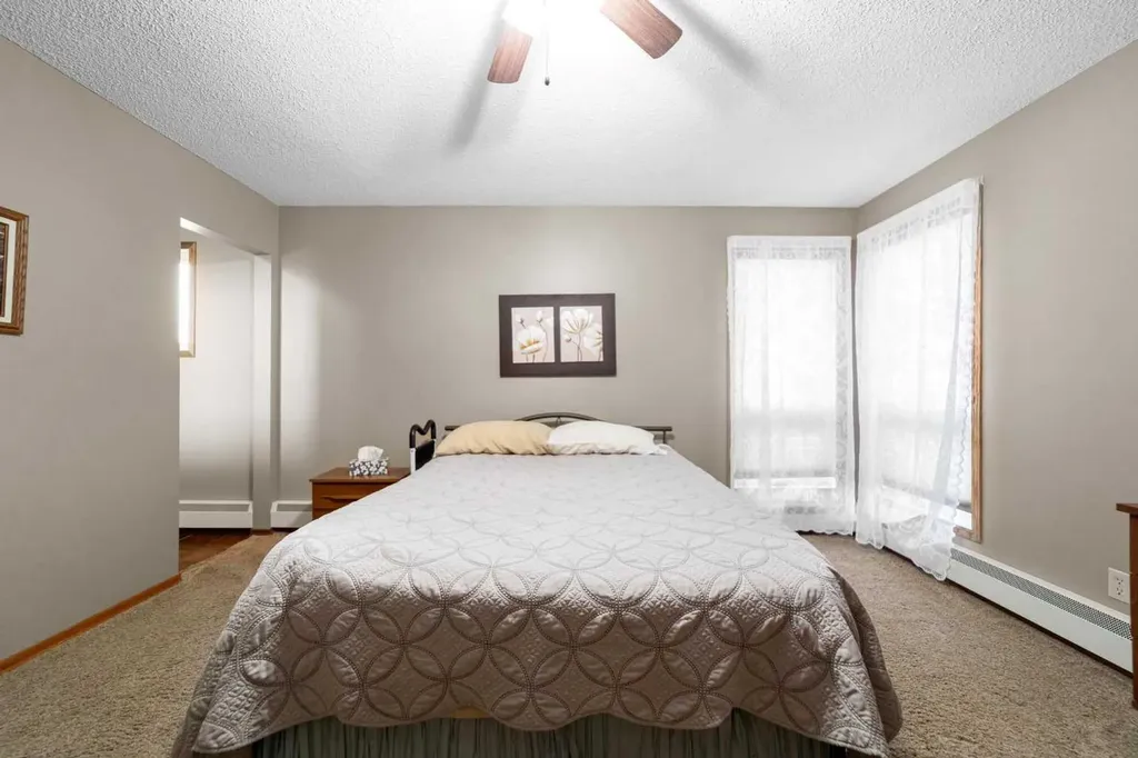 4901 52 Street Killam AB T0B 2L0