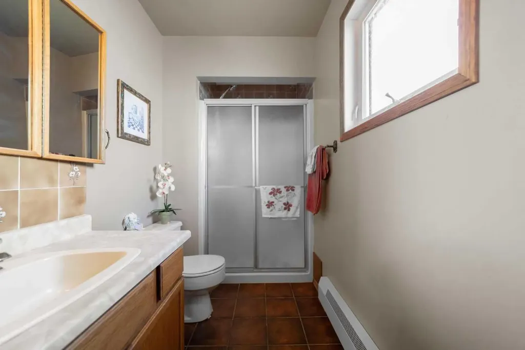 4901 52 Street Killam AB T0B 2L0