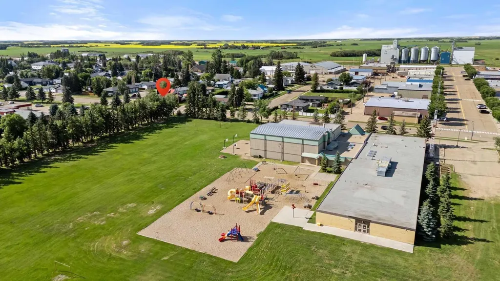 4901 52 Street Killam AB T0B 2L0