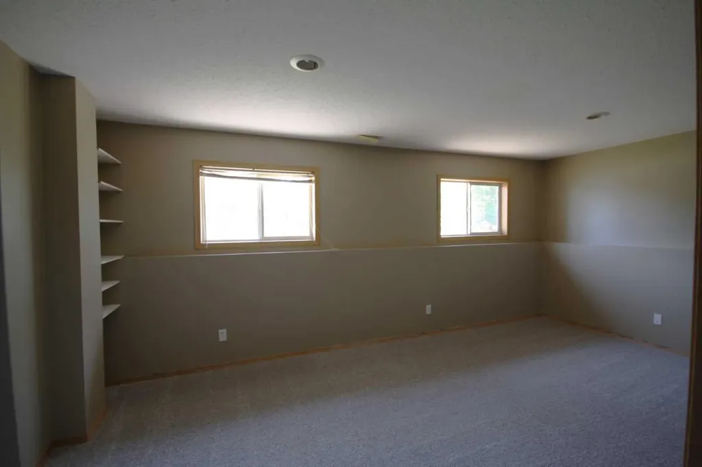 209 Strathaven Bay S Strathmore AB T1P 1N4